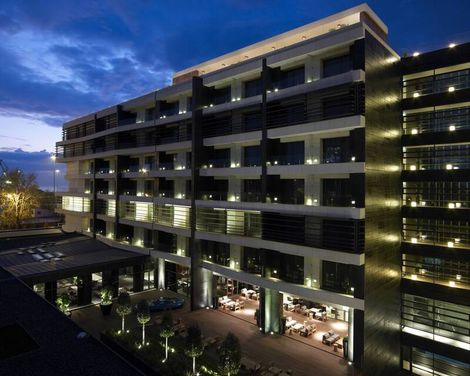 The Met Hotel