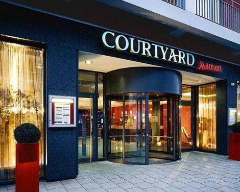 Courtyard Munich City Center-1