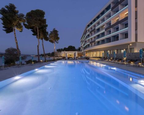 Mirage Chalkida City Resort