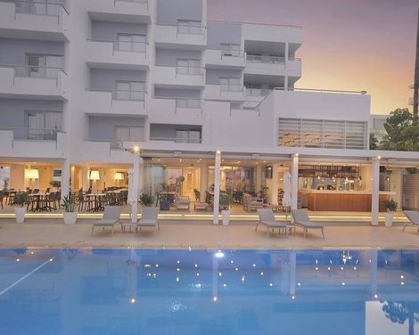 Okeanos Beach Boutique Hotel