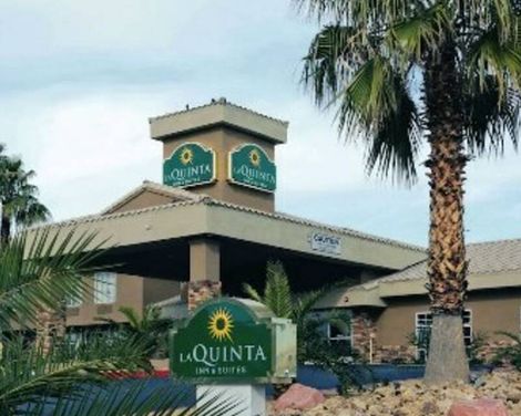La Quinta Inn & Suites by Wyndham LV Tropicana/Stadium-0