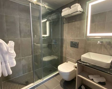 Wingate by Wyndham New York Midtown South/5th Ave-2