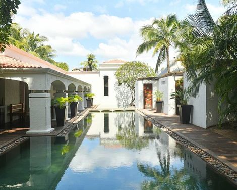 Mauricia Beachcomber Resort & Spa