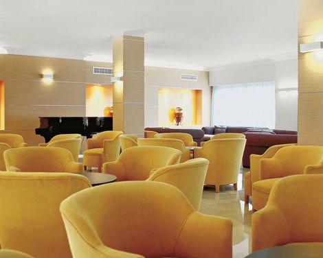 Metropolitan Playa Hotel