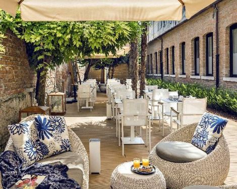 Venice Times Hotel