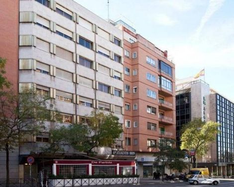 Boutique Urban Madrid Serrano