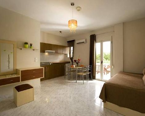 Axos Hotel
