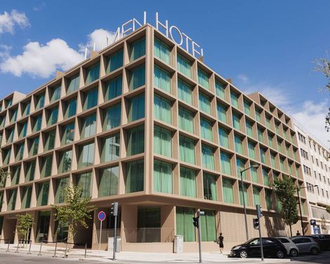 Lumen Hotel & The Lisbon Light Show