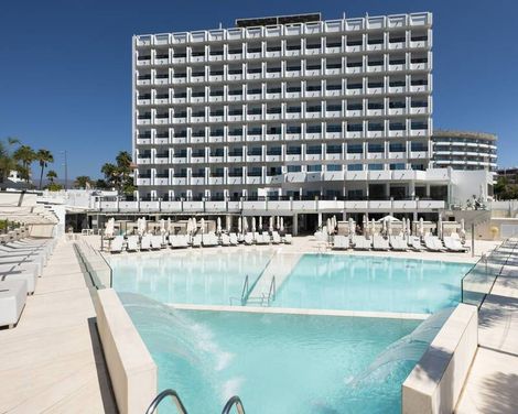 Hotel Caserio