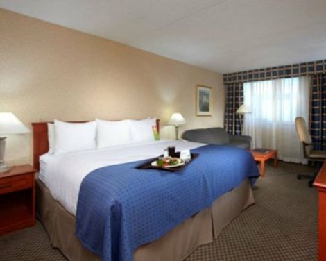 Holiday Inn Calgary Macleod Trail South-2