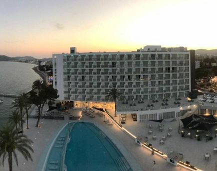 The Ibiza Twiins auf Ibiza, Spanien