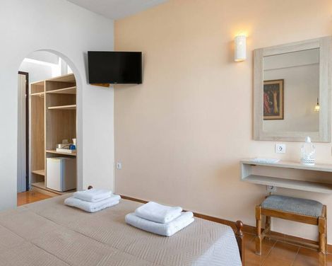 Panorama Gennadi Guest House & Bistrot