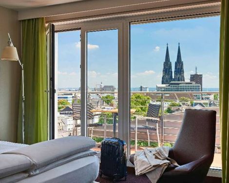 Pullman Cologne-3
