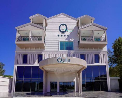 Q Ella Beach Hotel