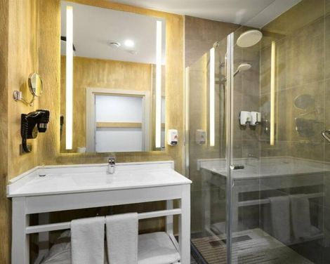 ibis Istanbul West
