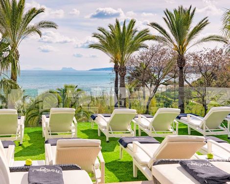 H10 Estepona Palace