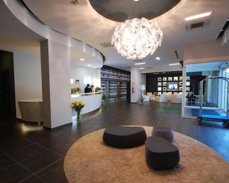 Holiday Inn Milan Nord - Zara
