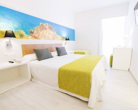 azuLine Hotel Pacific