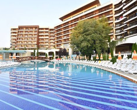 Flamingo Grand Hotel & Spa