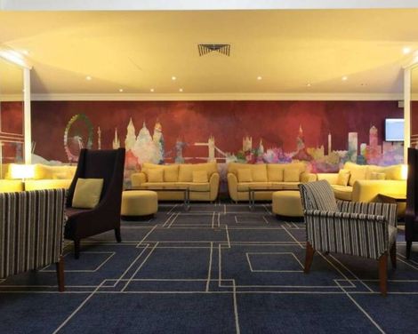 Renaissance London Heathrow Hotel