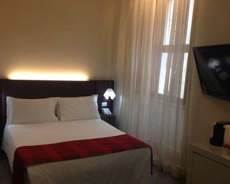 Navona Palace Luxury Inn-3