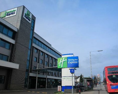 Holiday Inn Express London Heathrow T5-2