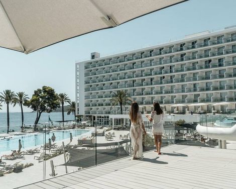 The Ibiza Twiins