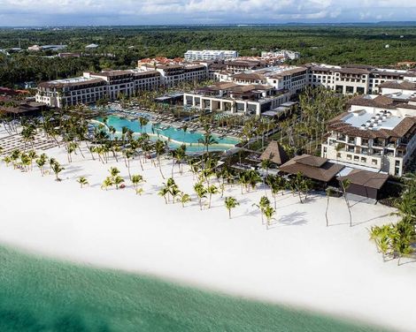 Unique Club at Lopesan Costa Bavaro Resort