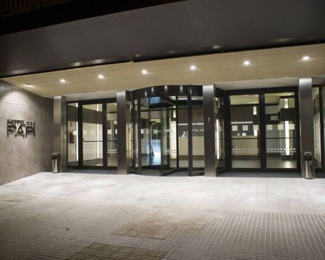 Hotel Papi-1