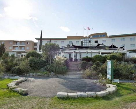 Hôtel Golf Fontcaude-1