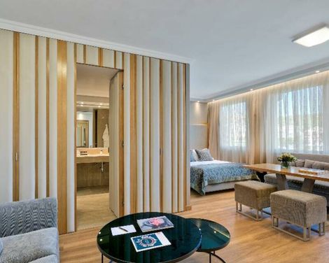 Divani Caravel
