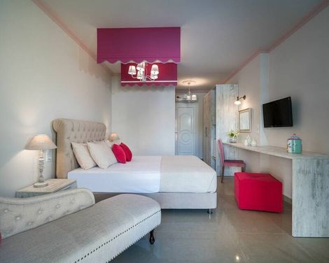 Aeolos Boutique Hotel & Suites