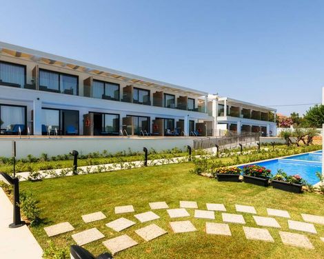 Cavo Orient Beach Hotel