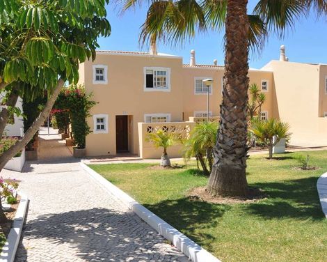 Ponta Grande Resort-1