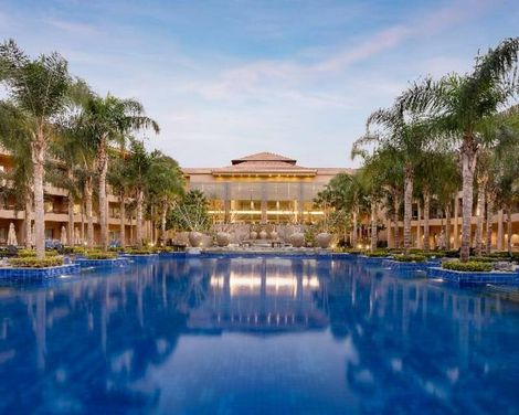 Dusit Thani LakeView Cairo-1