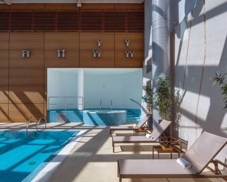 Hilton Geneva Hotel & Conference Centre