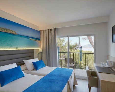 Invisa Hotel Club Cala Blanca
