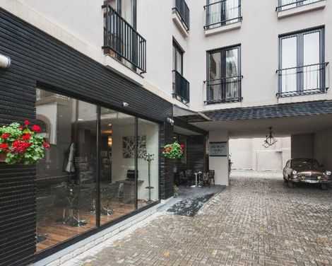 Hemingway Residence Apartments