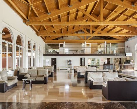 Aparthotel ILUNION Sancti Petri
