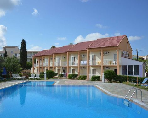 Aggelos Family Hotel