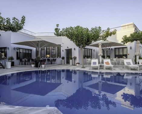 La Mer Deluxe Hotel & Spa