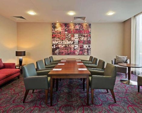 Hampton by Hilton London Luton Airport