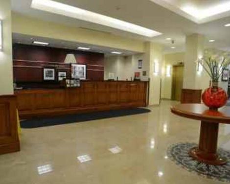 Hampton Inn & Suites Rockville Centre-3
