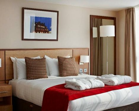 The Crown London Hotel-1