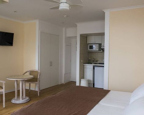 Dorisol Buganvilia Studio Hotel