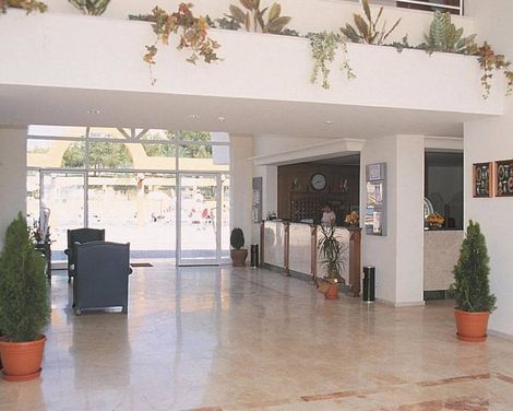Tuntas Family Suites Kusadasi