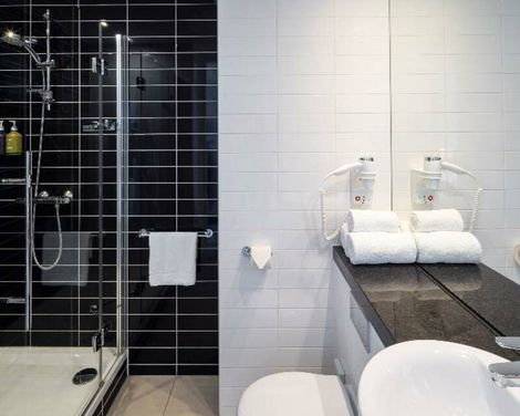 Holiday Inn Express Amsterdam - Sloterdijk Station-0