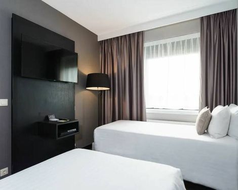 Courtyard Amsterdam Airport-2