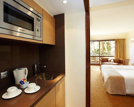 Suite Hotel Eden Mar