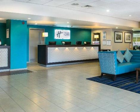 Holiday Inn Express Manchester Airport